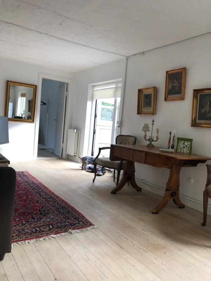Appleflower Farm Retro Apartment Lillerod ภายนอก รูปภาพ